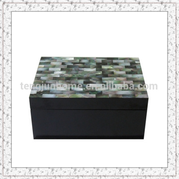 Handmade Tobacco Storage Box with Shell Mosaic